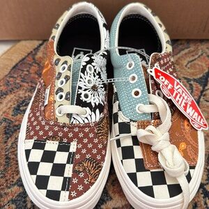Vans Era Tiger Patchwork Size 5 Men and 4 Women